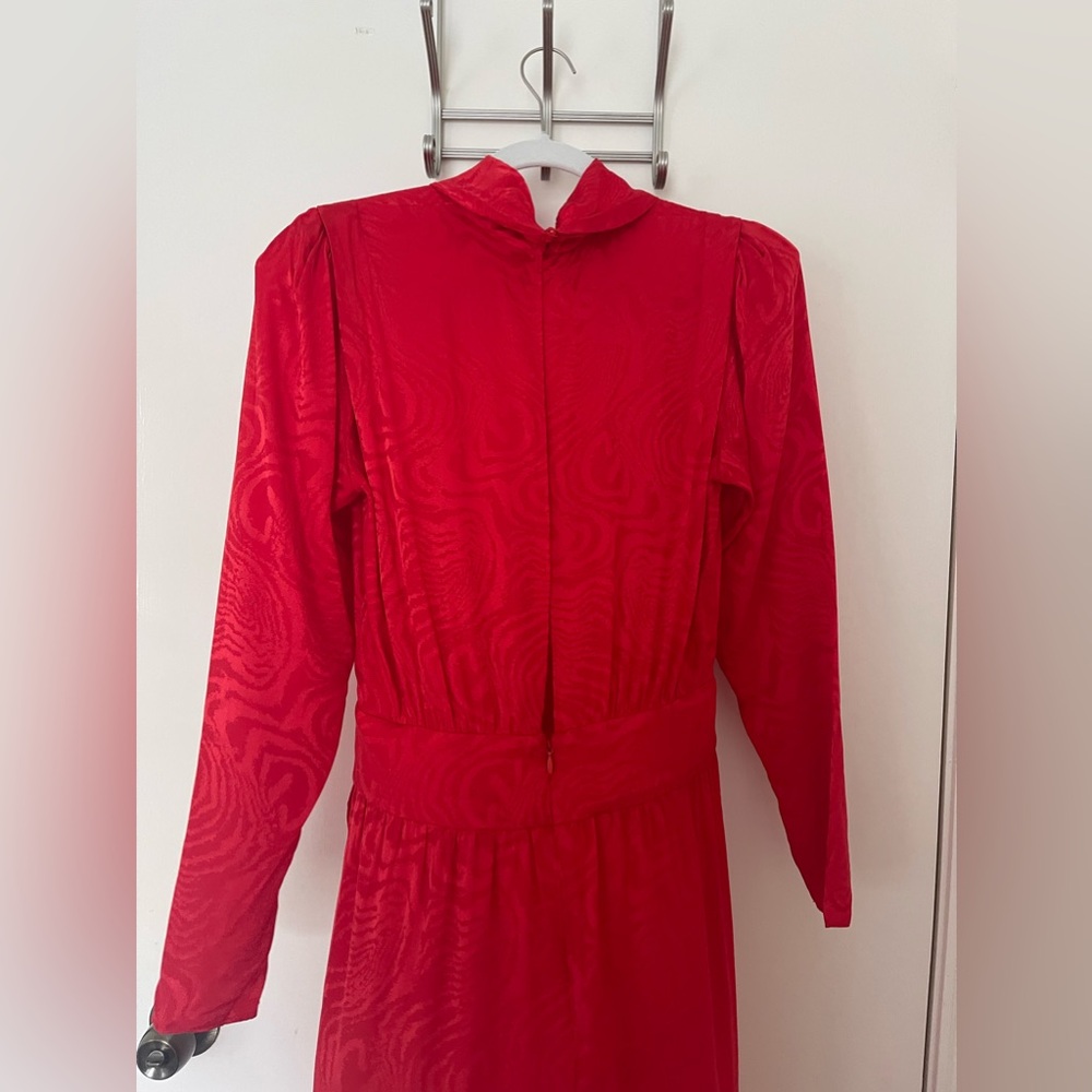 KAIRA DRESS
Ronny Kobo
Color: Red
Size: M - Picture 5 of 7